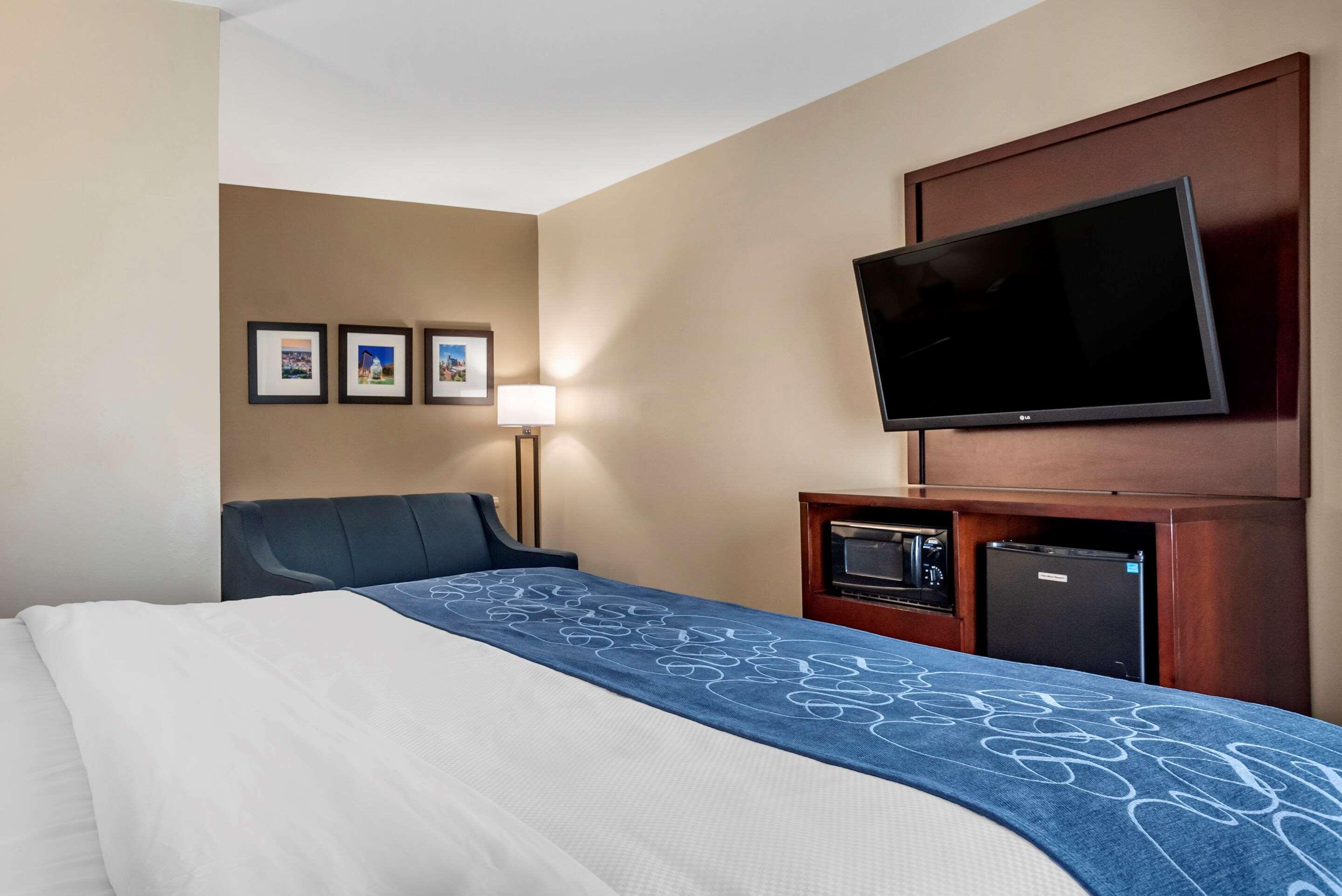 Comfort Suites Pell City I-20 Exit 158 Dış mekan fotoğraf