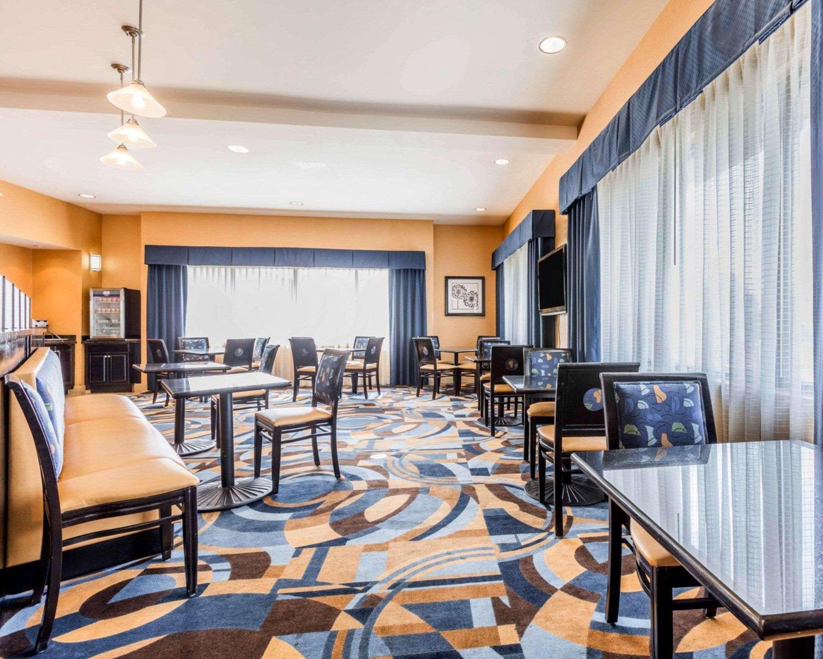 Comfort Suites Pell City I-20 Exit 158 Dış mekan fotoğraf