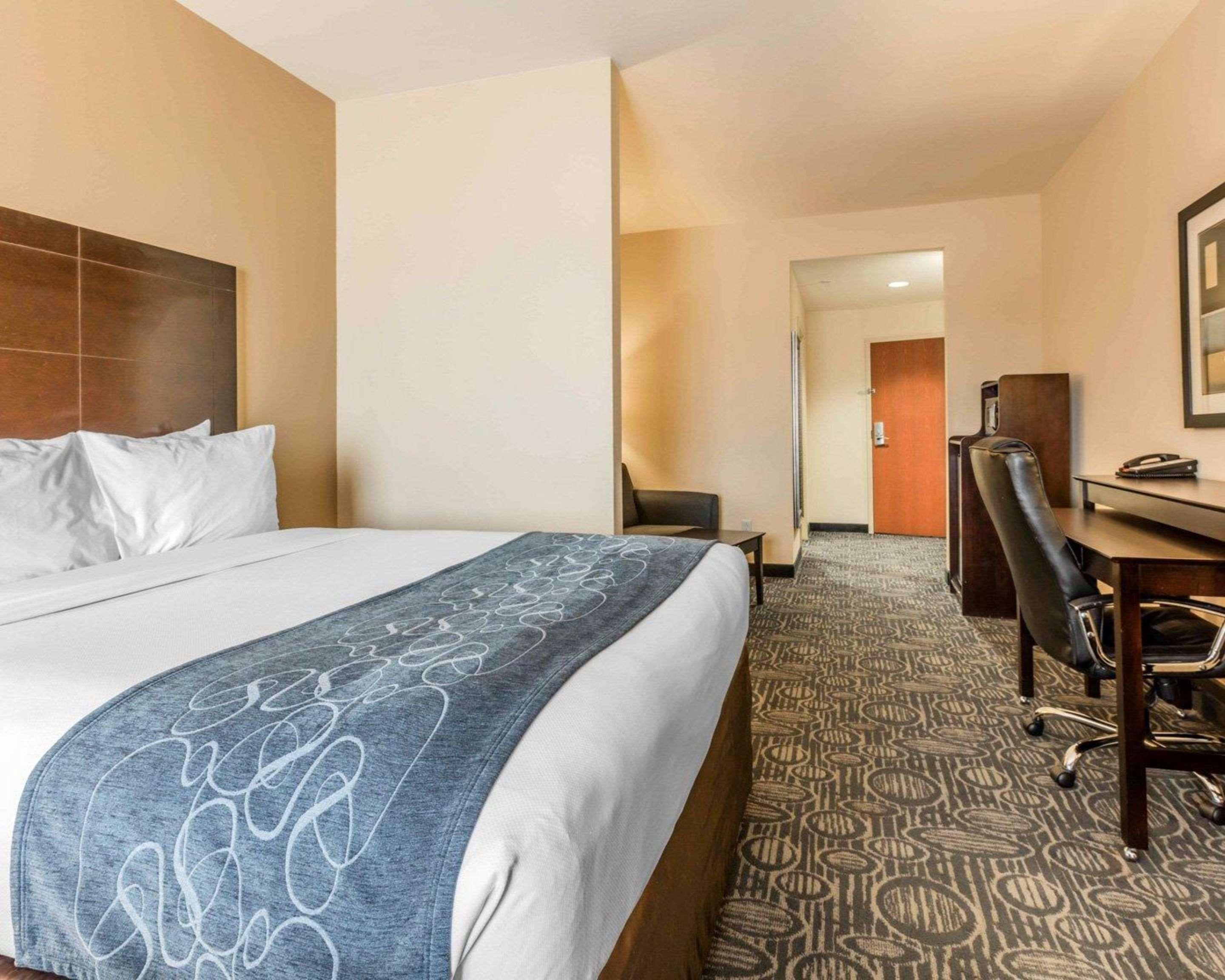 Comfort Suites Pell City I-20 Exit 158 Dış mekan fotoğraf