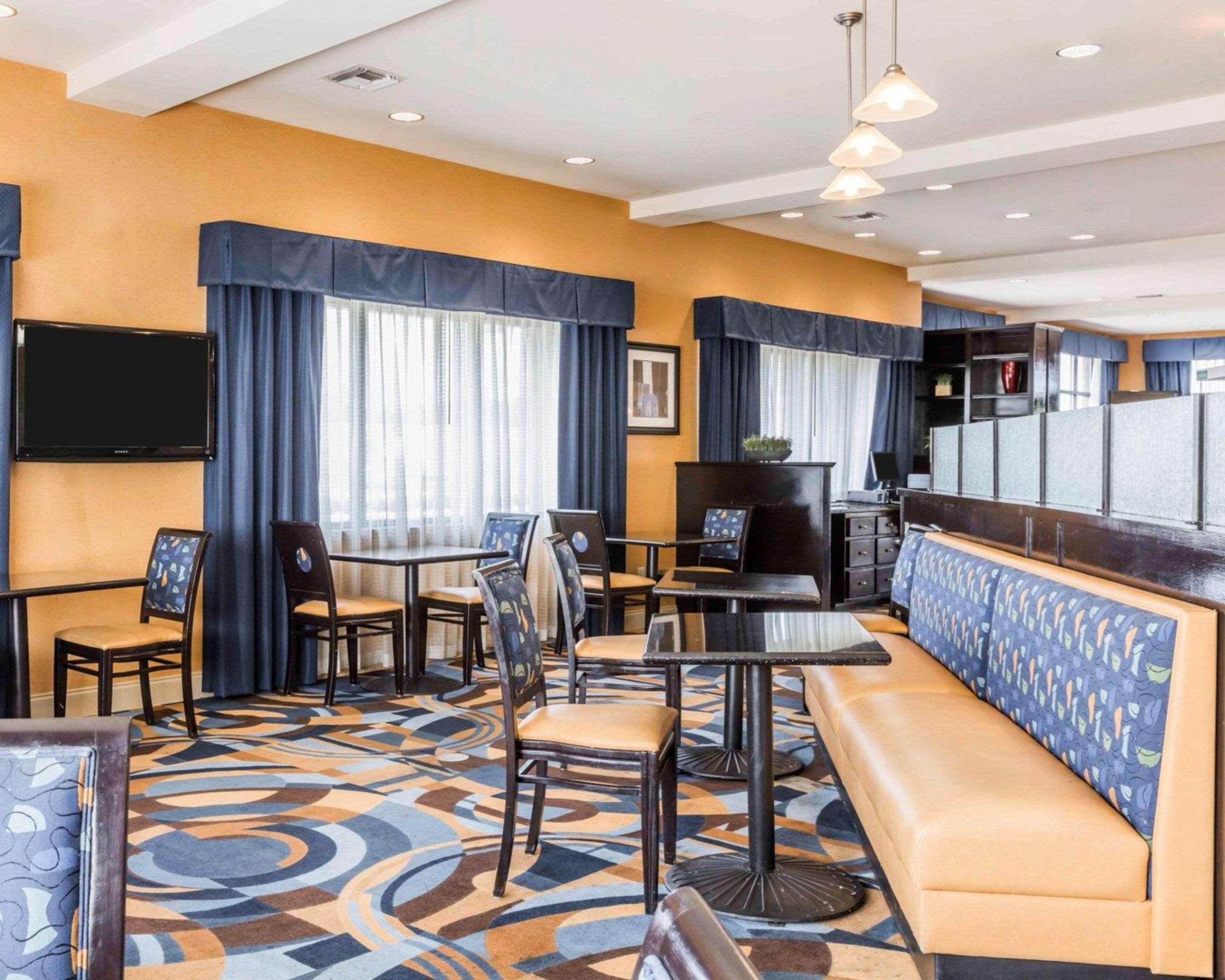 Comfort Suites Pell City I-20 Exit 158 Dış mekan fotoğraf