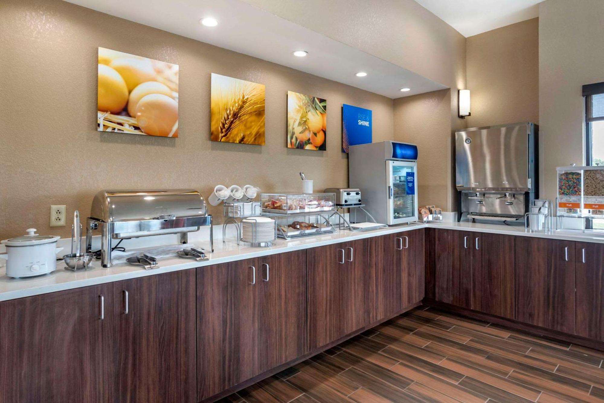 Comfort Suites Pell City I-20 Exit 158 Dış mekan fotoğraf